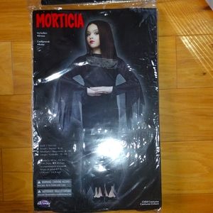 Morticia